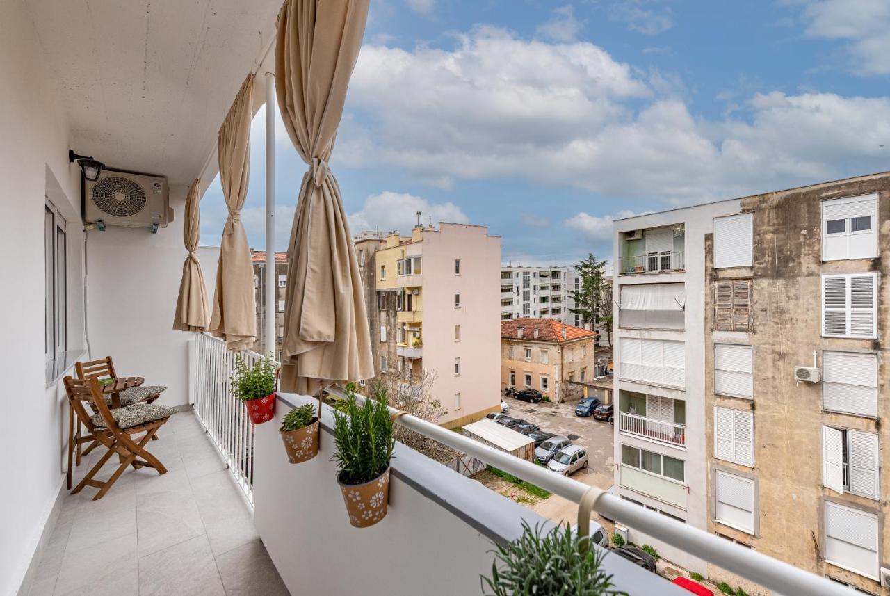 Appartamento Urban Vibe Zara Esterno foto